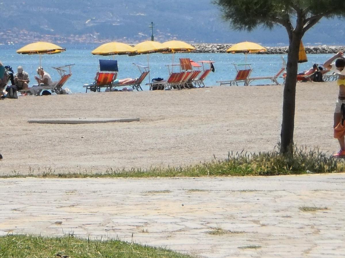 Apartment Lana Omis Luaran gambar
