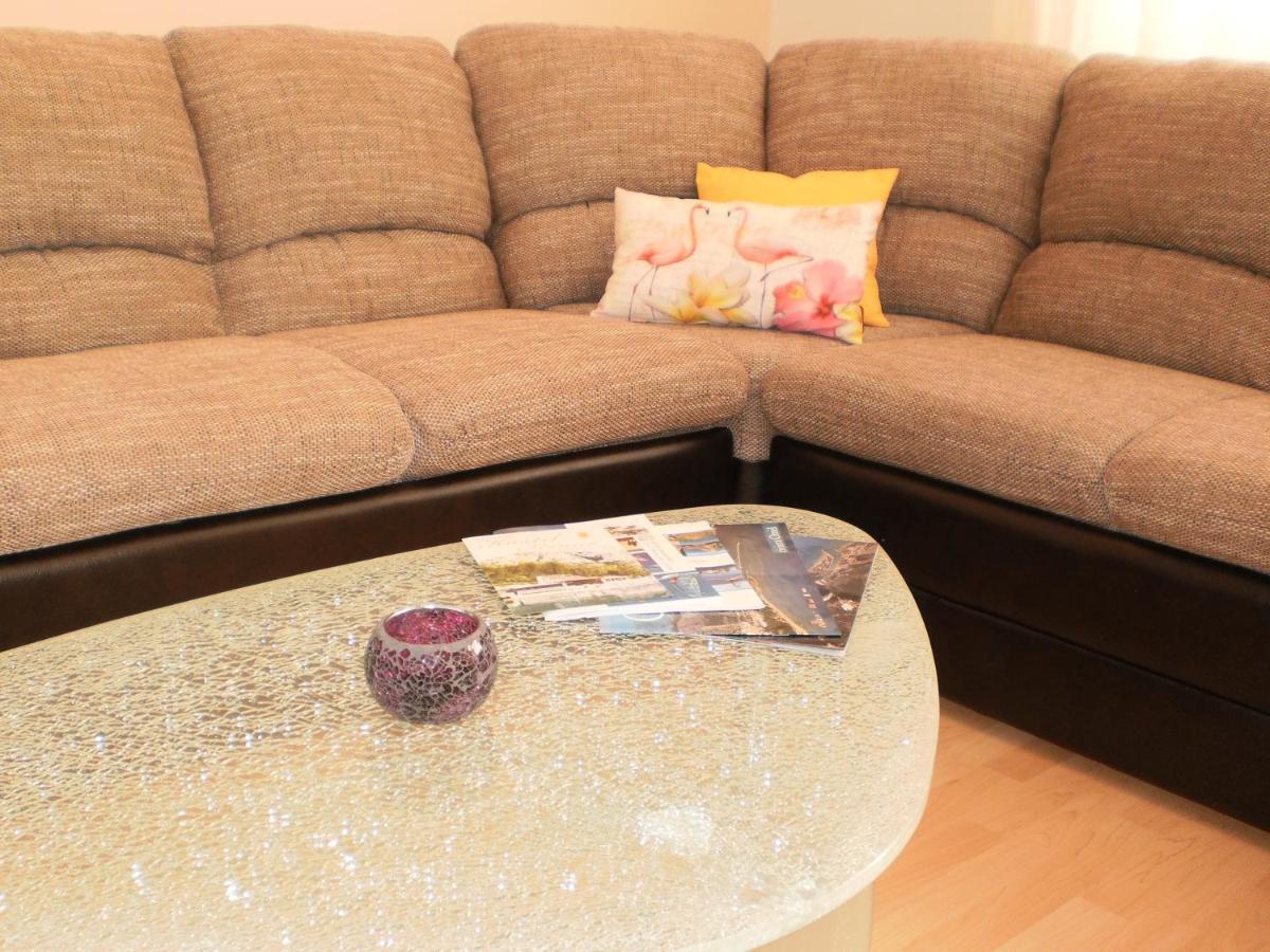 Apartment Lana Omis Luaran gambar