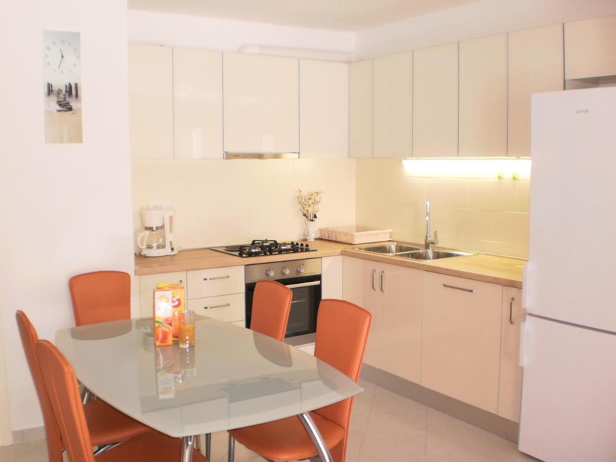 Apartment Lana Omis Luaran gambar