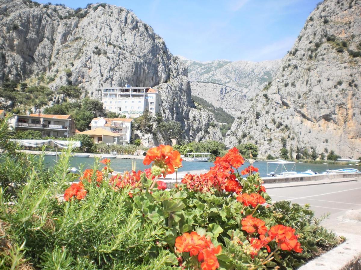 Apartment Lana Omis Luaran gambar